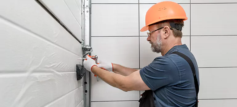 Garage Door Repair in Palm Harbor