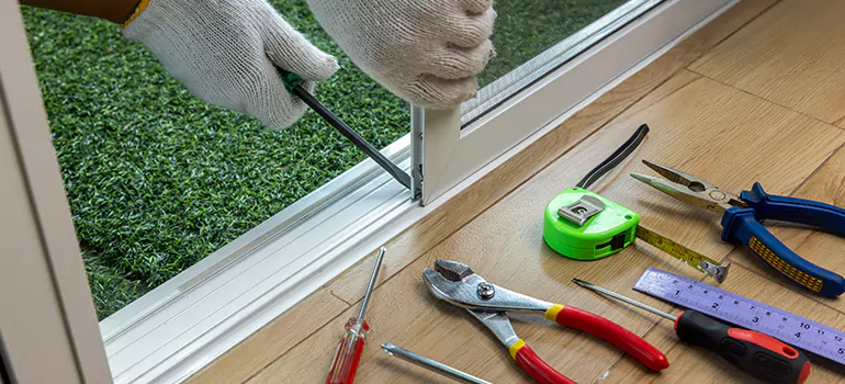 Window Hinge Repair in Palm Harbor, FL